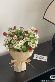 Tổng Tài Xinh Đẹp Và Anh Công Nhân May Mắn [Hoàn – Song Tính – H Tục]